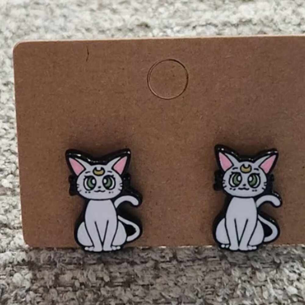 Sailor Moon Artemis Cat Earrings